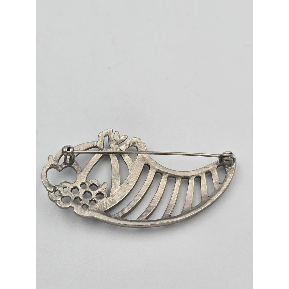 Vintage Silver Tone Cornucopia Horn‎ of Plenty Harvest Brooch Pin Thanksgiving